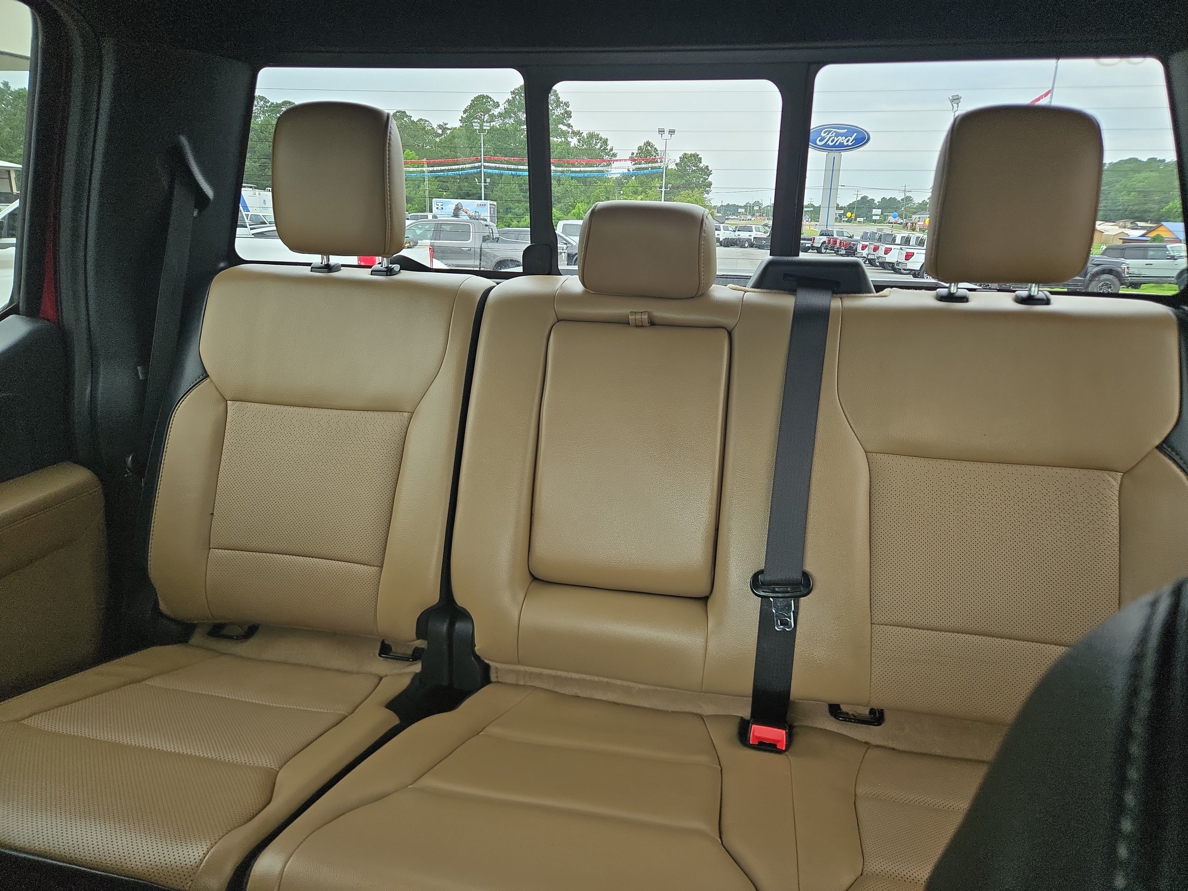 Used 2023 Ford F250 Lariat w/ Lariat Ultimate Package AWD/4WD image 17