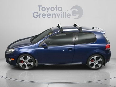 Used 2012 Volkswagen Golf 2-Door FWD image 2