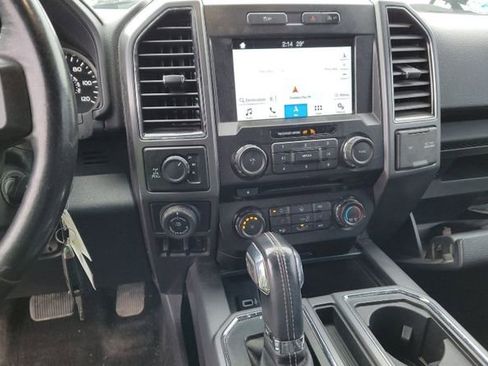 Used 2018 Ford F150 XLT w/ Equipment Group 302A Luxury image 7