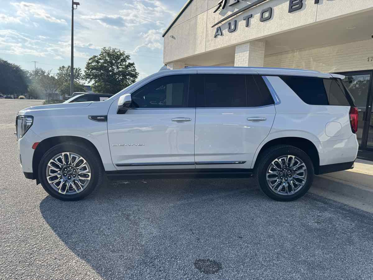 Used 2023 GMC Yukon Denali Ultimate AWD/4WD image 48