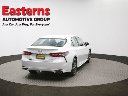 Used 2024 Toyota Camry SE image 37