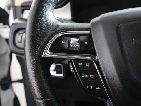 Used 2022 Lincoln Nautilus AWD image 41