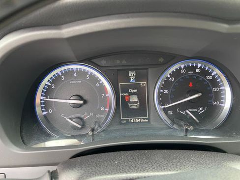 Used 2015 Toyota Highlander XLE AWD/4WD image 18
