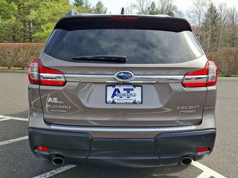 Used 2022 Subaru Ascent Touring image 5
