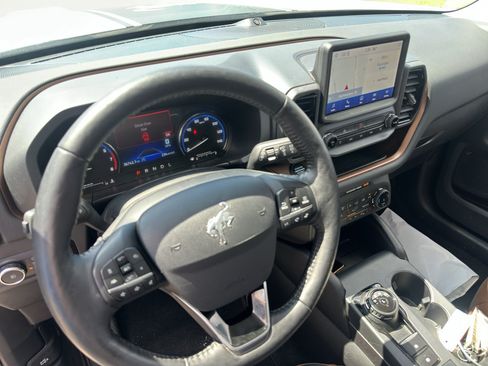 Used 2023 Ford Bronco Sport Outer Banks w/ Tech Package AWD/4WD image 21