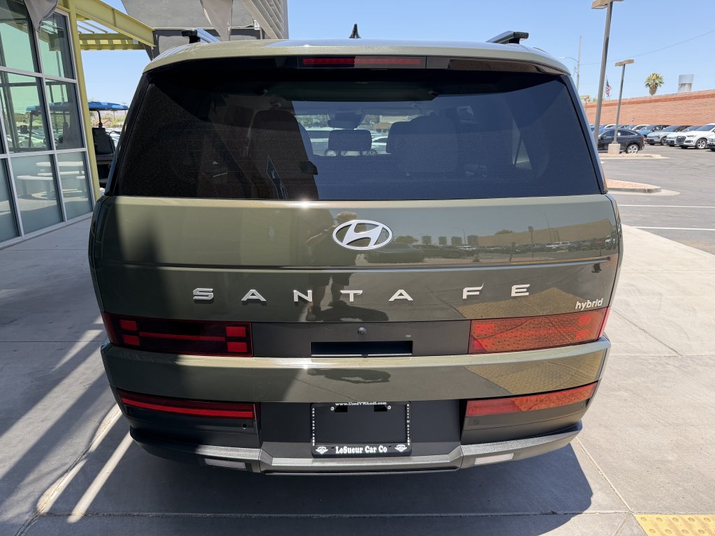 Used 2025 Hyundai Santa Fe SEL FWD image 13
