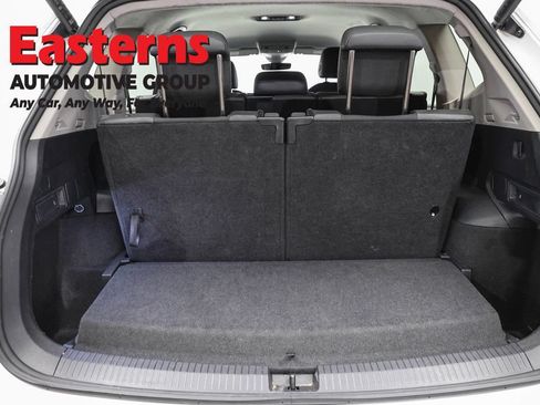 Used 2024 Volkswagen Tiguan Wolfsburg Edition FWD image 9
