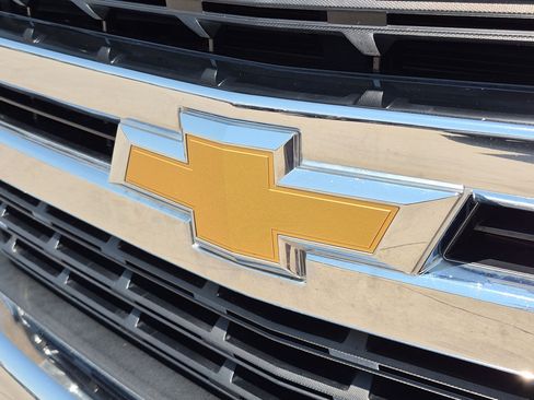 Certified 2021 Chevrolet Silverado 1500 LT AWD/4WD image 14
