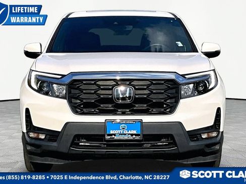 Used 2024 Honda Passport EX-L image 2