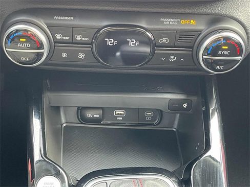 Used 2025 Kia Soul GT-Line w/ Option Group 015 image 15