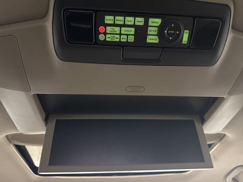 Used 2015 Honda Odyssey Touring image 24