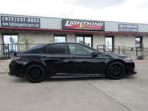 Used 2021 Toyota Camry TRD FWD image 5