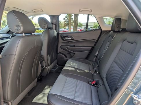 New 2026 Chevrolet Trax LT image 14