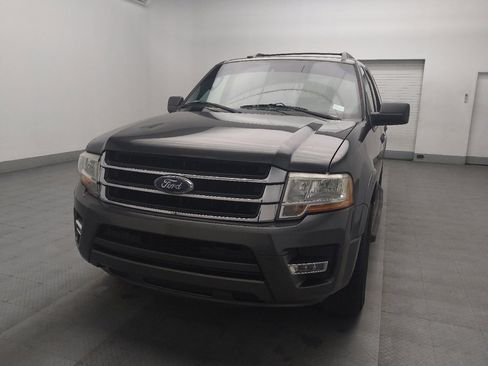 Used 2017 Ford Expedition XLT image 15