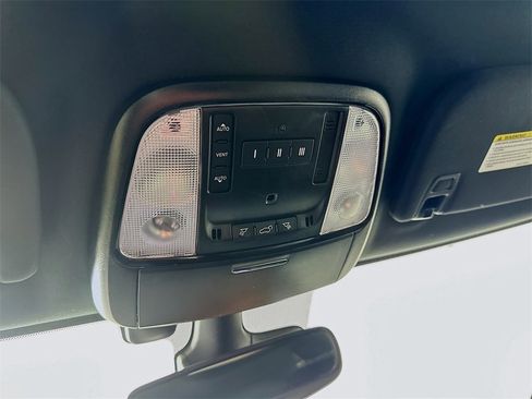 Used 2024 Dodge Durango GT image 34