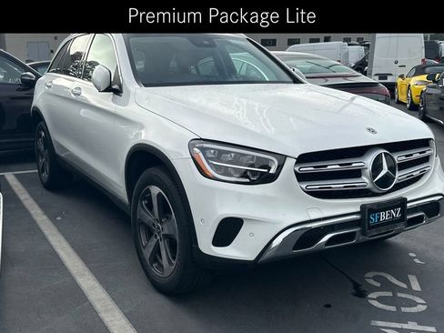 Certified 2022 Mercedes-Benz GLC 300 4MATIC image 2