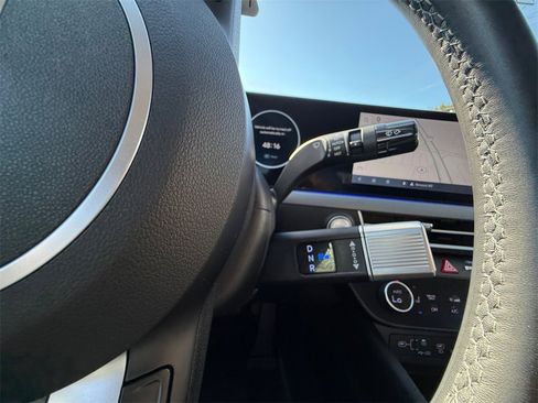 Used 2024 Hyundai Sonata Limited image 16