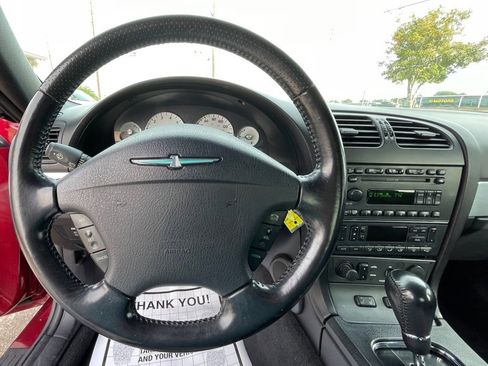 Used 2004 Ford Thunderbird image 24