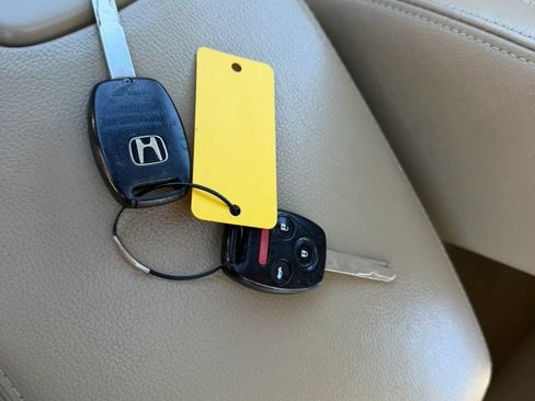 Used 2012 Honda Accord EX-L image 27
