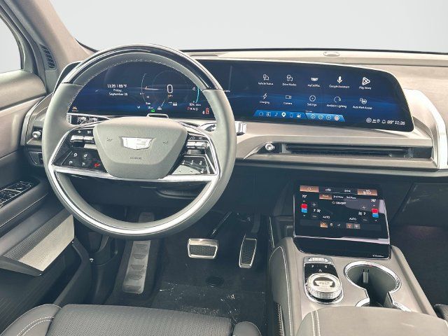 New 2027 Cadillac Vistiq Sport w/ LPO, Floor Liner Package AWD/4WD image 2