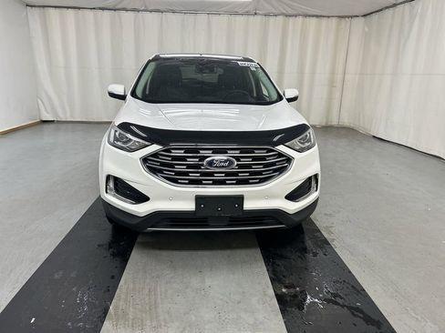 Used 2022 Ford Edge Titanium AWD/4WD image 3