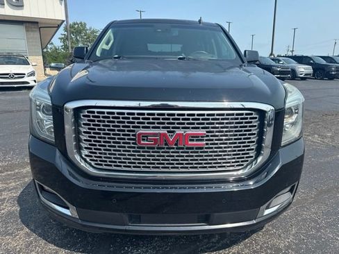 Used 2015 GMC Yukon XL Denali w/ Touring Package AWD/4WD image 9