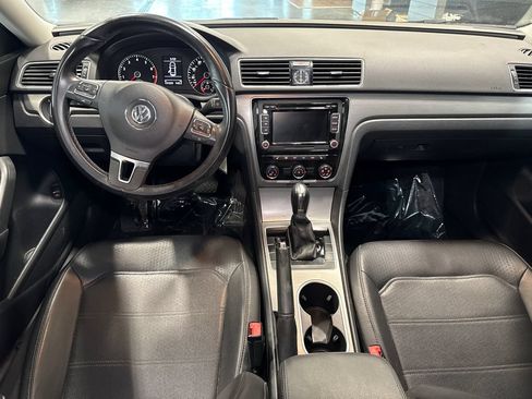 Used 2014 Volkswagen Passat 1.8T SE FWD image 10