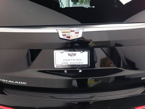 Certified 2024 Cadillac Escalade Premium Luxury w/ Performance Package AWD/4WD image 19