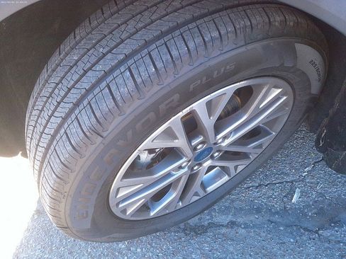 Used 2022 Ford Escape SEL image 23