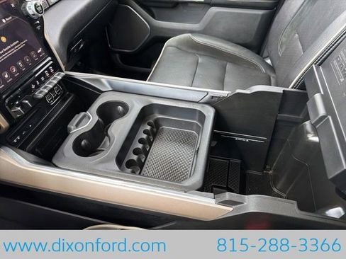 Used 2019 RAM 1500 Laramie AWD/4WD image 14