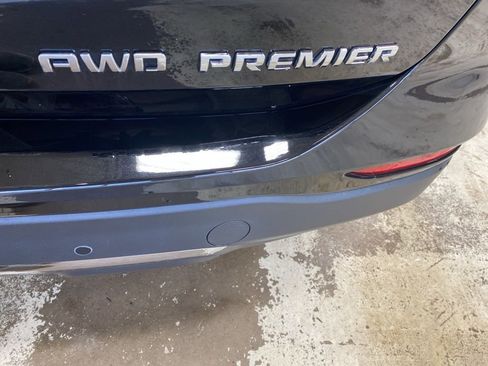 Certified 2024 Chevrolet Equinox Premier image 11