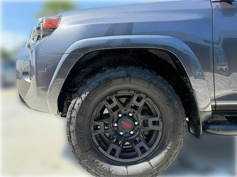 Used 2023 Toyota 4Runner SR5 Premium w/ Moonroof Package AWD/4WD image 4