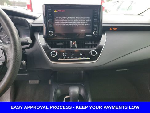 Used 2022 Toyota Corolla LE image 17