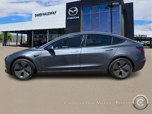Used 2023 Tesla Model 3 Standard Range image 3