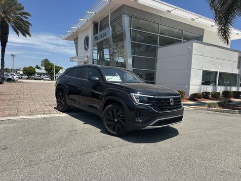 New 2026 Volkswagen Atlas Cross Sport SE AWD/4WD image 1