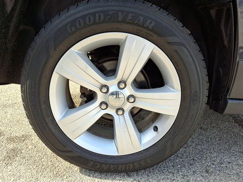 Used 2014 Jeep Patriot Latitude image 12