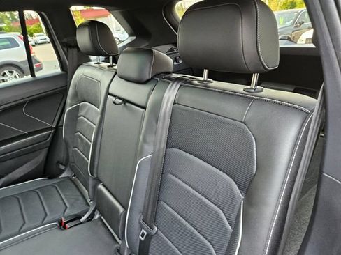 Used 2023 Volkswagen Tiguan SEL R-Line AWD/4WD image 14