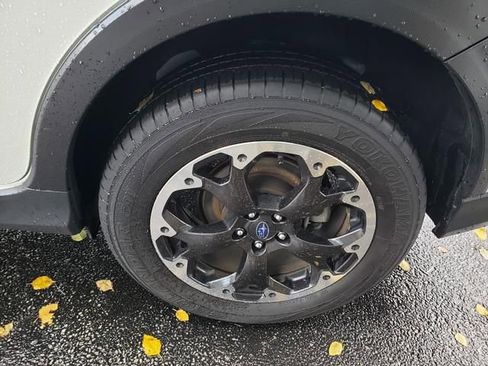 Certified 2023 Subaru Crosstrek 2.0i Premium image 20