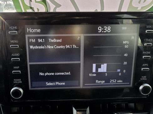 Used 2020 Toyota Corolla SE image 19