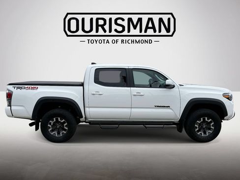 Used 2023 Toyota Tacoma TRD Off-Road w/ Technology Package AWD/4WD image 2
