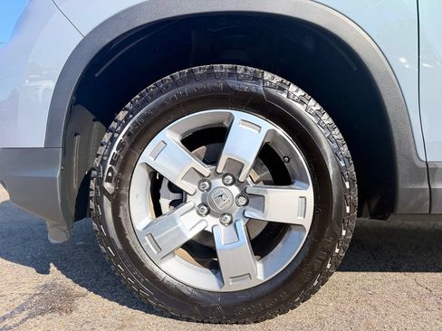 Used 2025 Honda Ridgeline RTL image 3