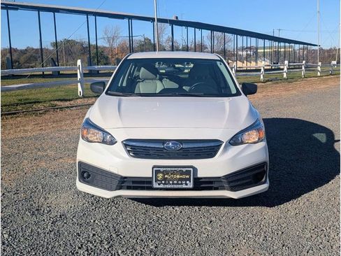 Used 2022 Subaru Impreza 2.0i image 2