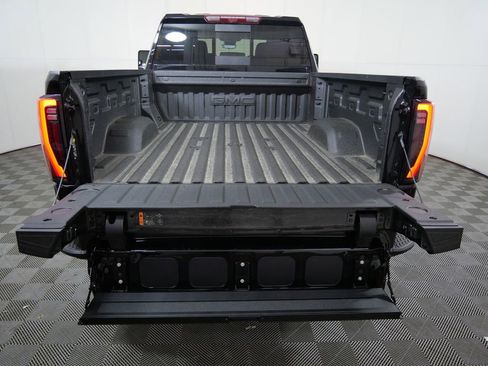 New 2026 GMC Sierra 2500 AT4 w/ AT4 Premium Plus Package AWD/4WD image 4