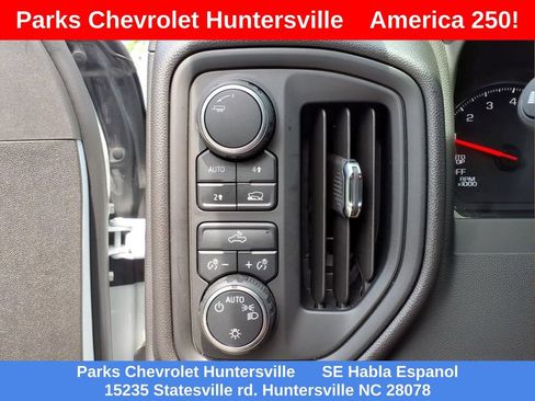 Certified 2025 Chevrolet Silverado 1500 Custom AWD/4WD image 15