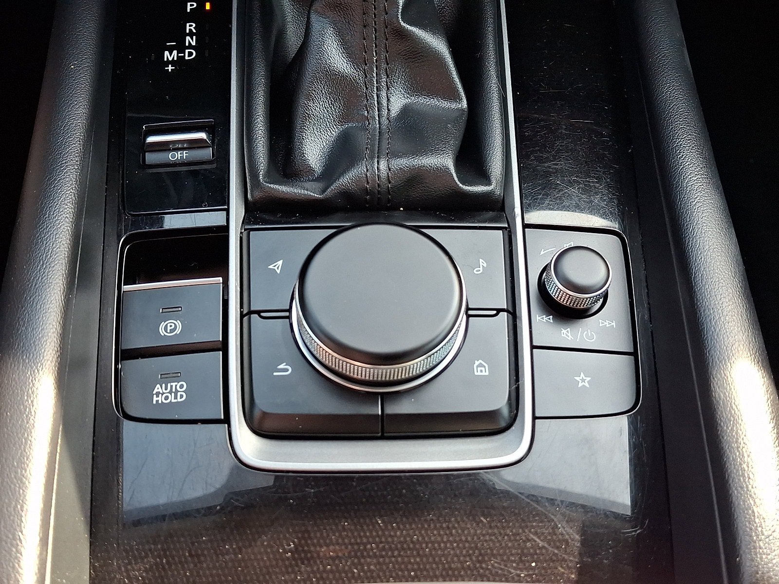 Used 2024 MAZDA MAZDA3 s FWD image 14