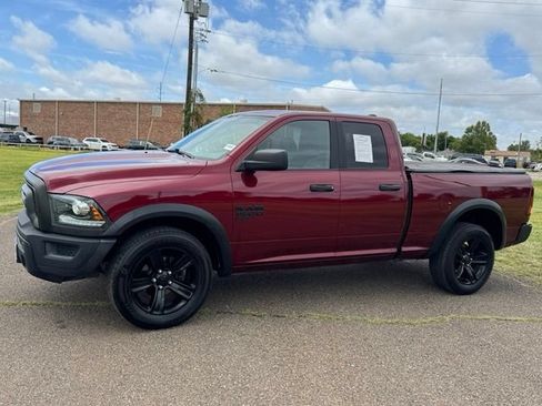 Used 2023 RAM 1500 Warlock AWD/4WD image 3