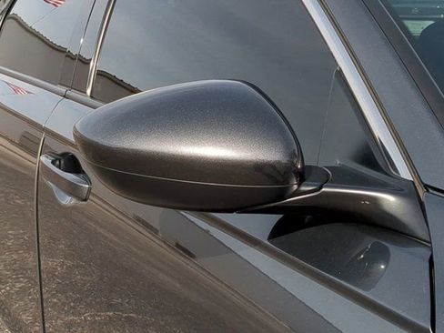 Used 2023 Honda Accord EX image 11