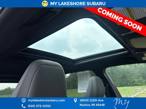 Used 2025 Subaru Forester Premium AWD/4WD image 17