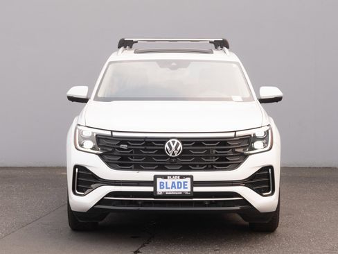 Used 2024 Volkswagen Atlas SEL Premium R-Line image 23