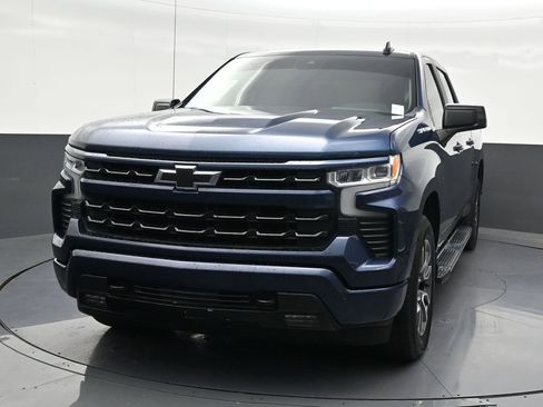 Used 2022 Chevrolet Silverado 1500 RST w/ Protection Package RWD image 9